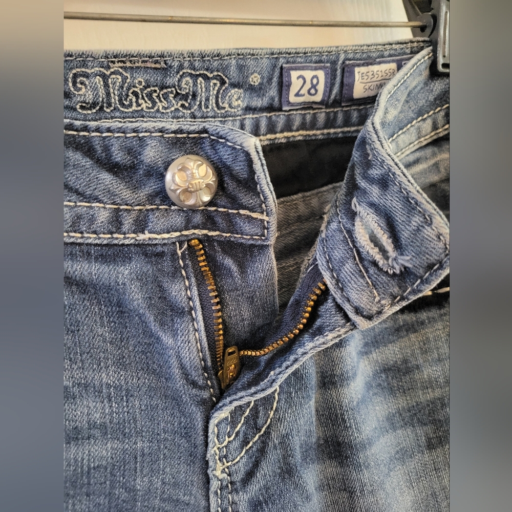 Miss Me Low Rise Crystal Embellished Skinny Jeans Size 28 Dark Wash JE5351S5R - Picture 7 of 12